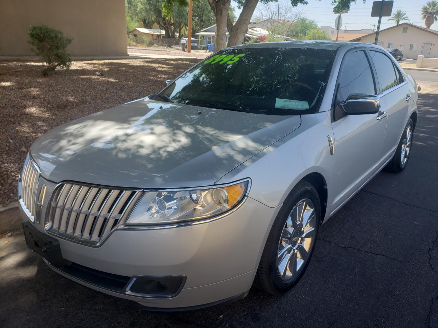 2010 /gray and black Lincoln MKZ base (3LNHL2GCXAR) with an 3.5L V6 DOHC 24V engine, 6-Speed Automatic transmission, located at 323 E Dunlap Ave., Phoenix, AZ, 85020, (602) 331-9000, 33.567677, -112.069000 - Photo#0